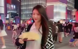 引来小姐姐围观,小姐姐围观背后的魅力揭秘